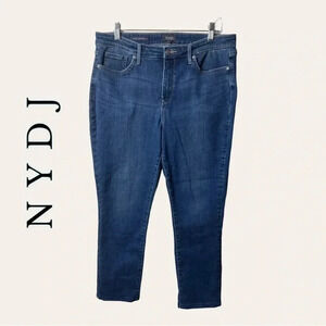1569.‎ NYDJ DENIM JEANS ALINA LEGGING SIZE 12 MEDIUM WASH NON-DISTRESSED